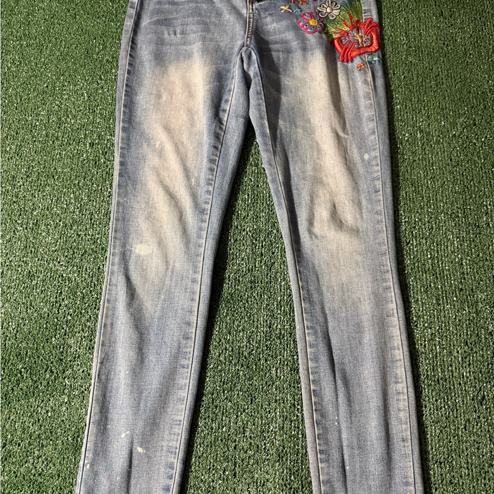 Indigo Rein Light Blue Skinny Jeans with Floral Embroidery